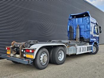PREMIUM 450.26 / 6x2 / HOOKLIFT